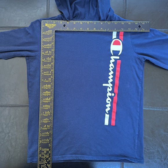 Champion athletic wear Tshirt hoodie - Picture 9 of 15